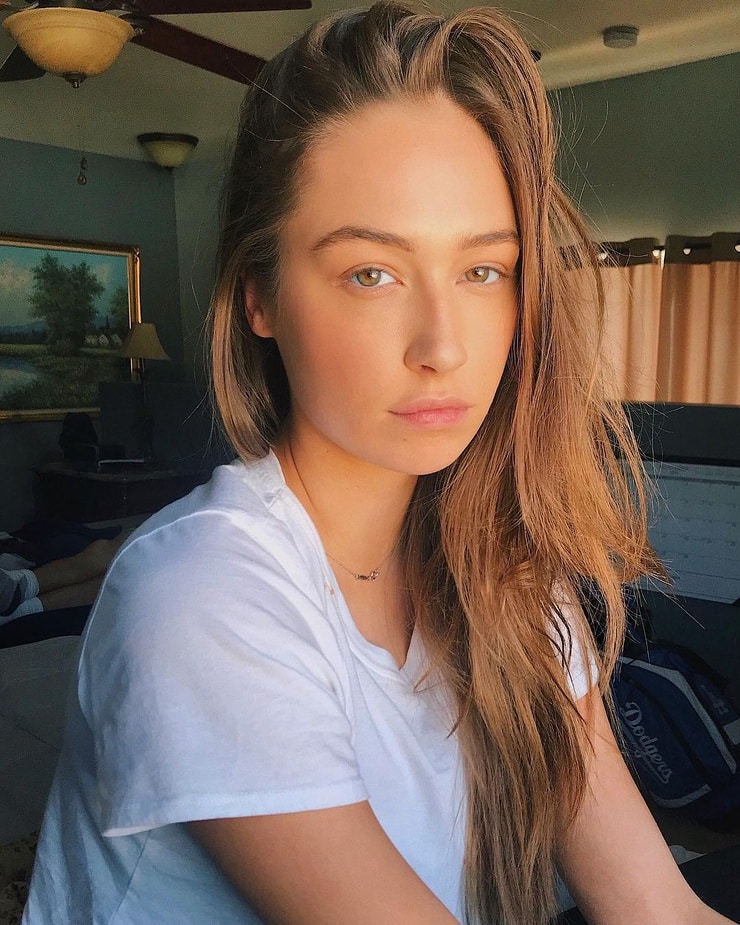 Elsie hewitt фото