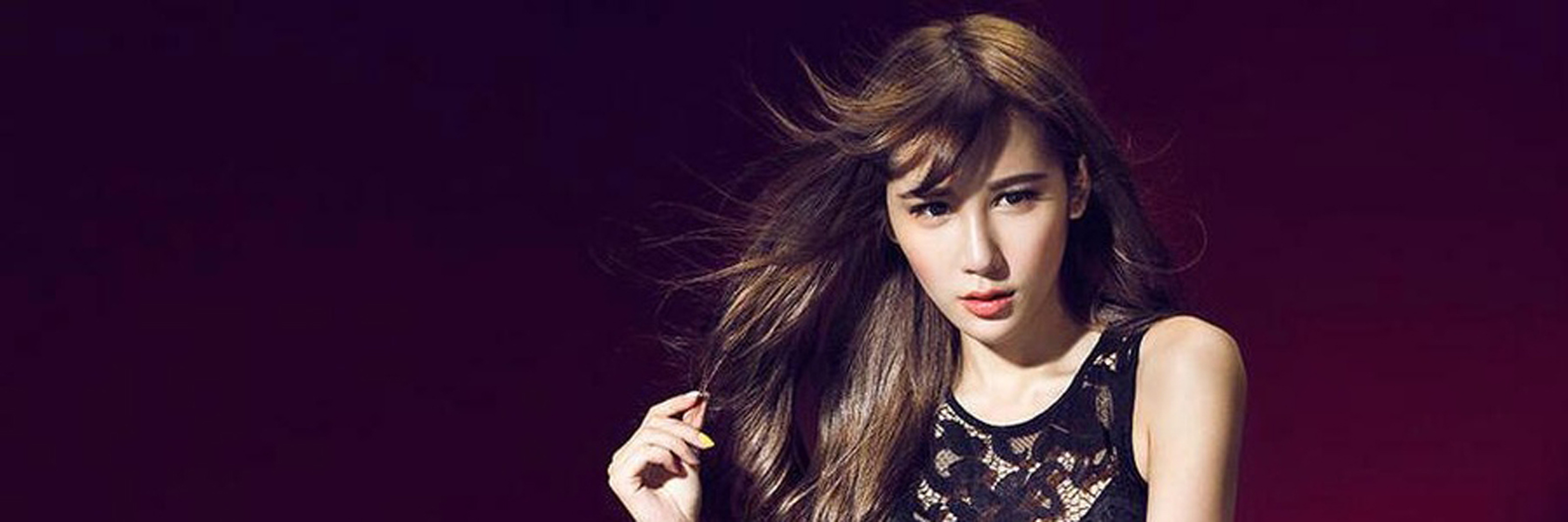 Miki Zhang