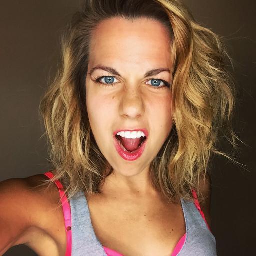 Picture of Ali Spagnola.