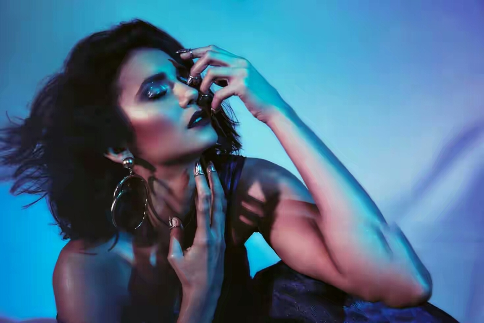 Nina Dobrev