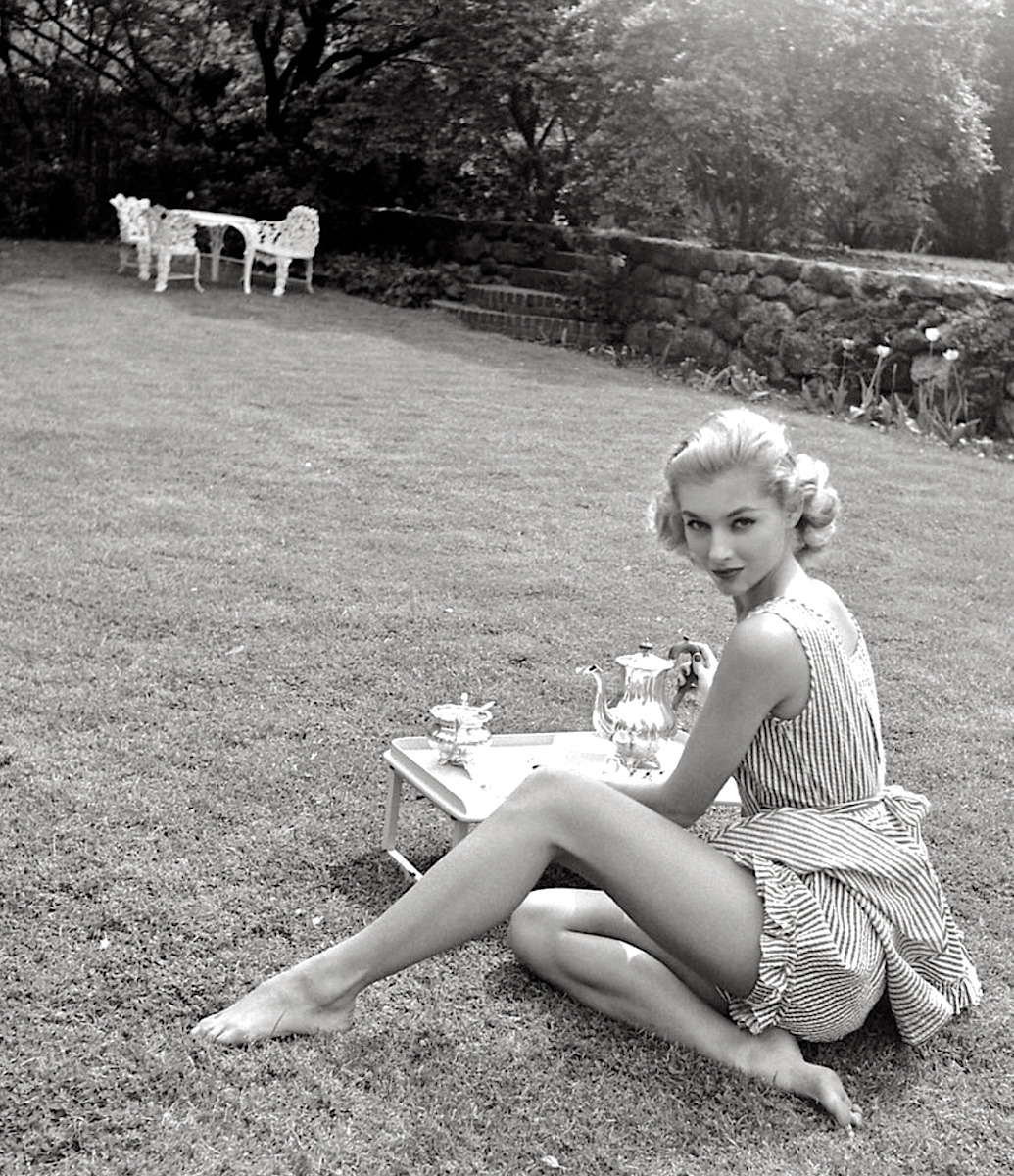 Vikki Dougan Vikki Dougan
