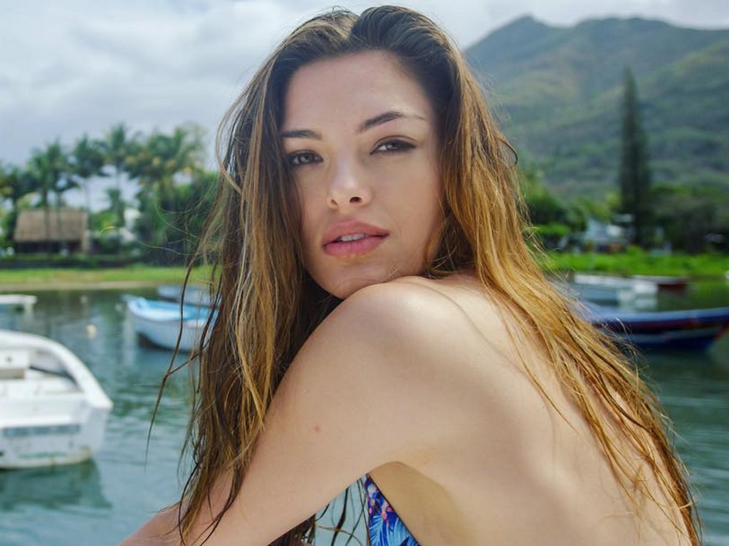 Demi-Leigh Nel-Peters Demi-Leigh Nel-Peters
