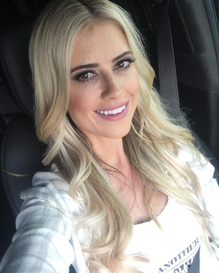 Picture of Christina El Moussa
