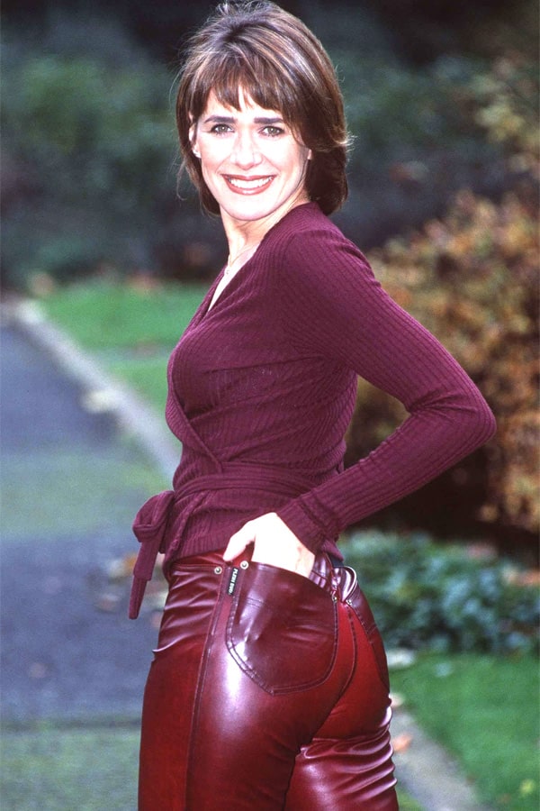 Picture Of Carol Smillie 2752