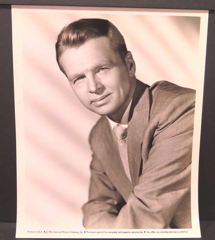 Picture of John Lund