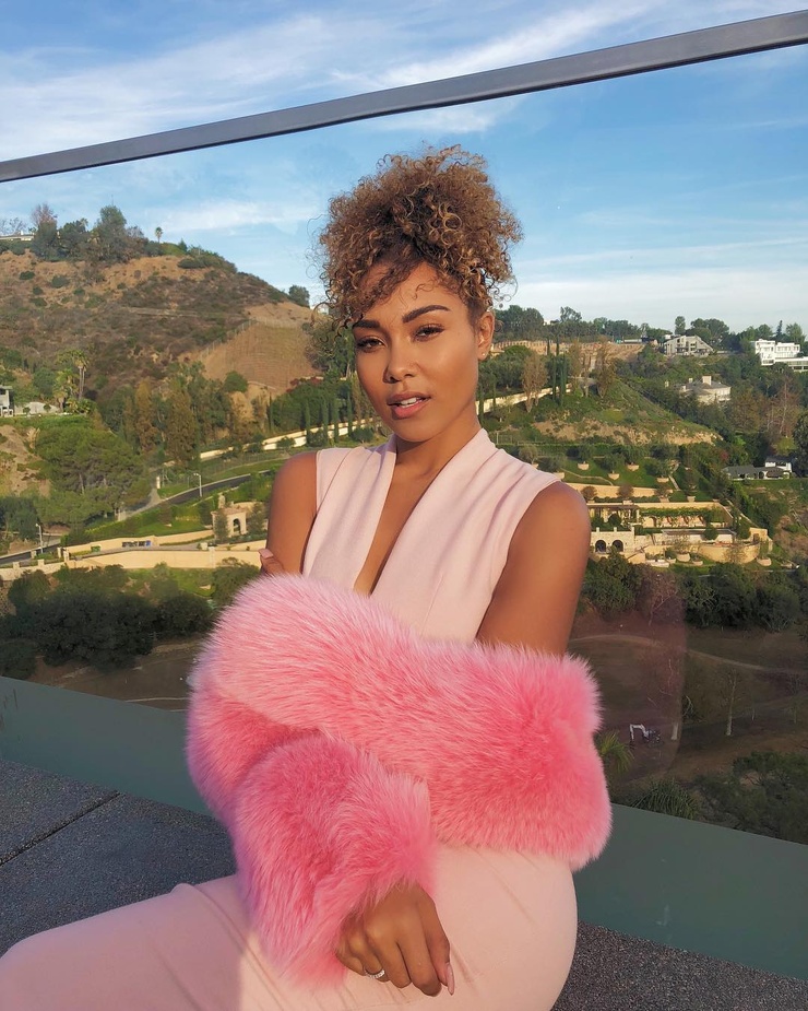 Films Et Séries Tv Avec Parker Mckenna Posey