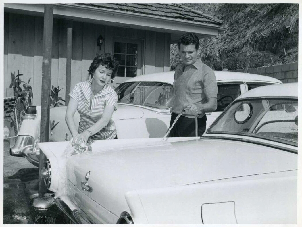 Gene Barry