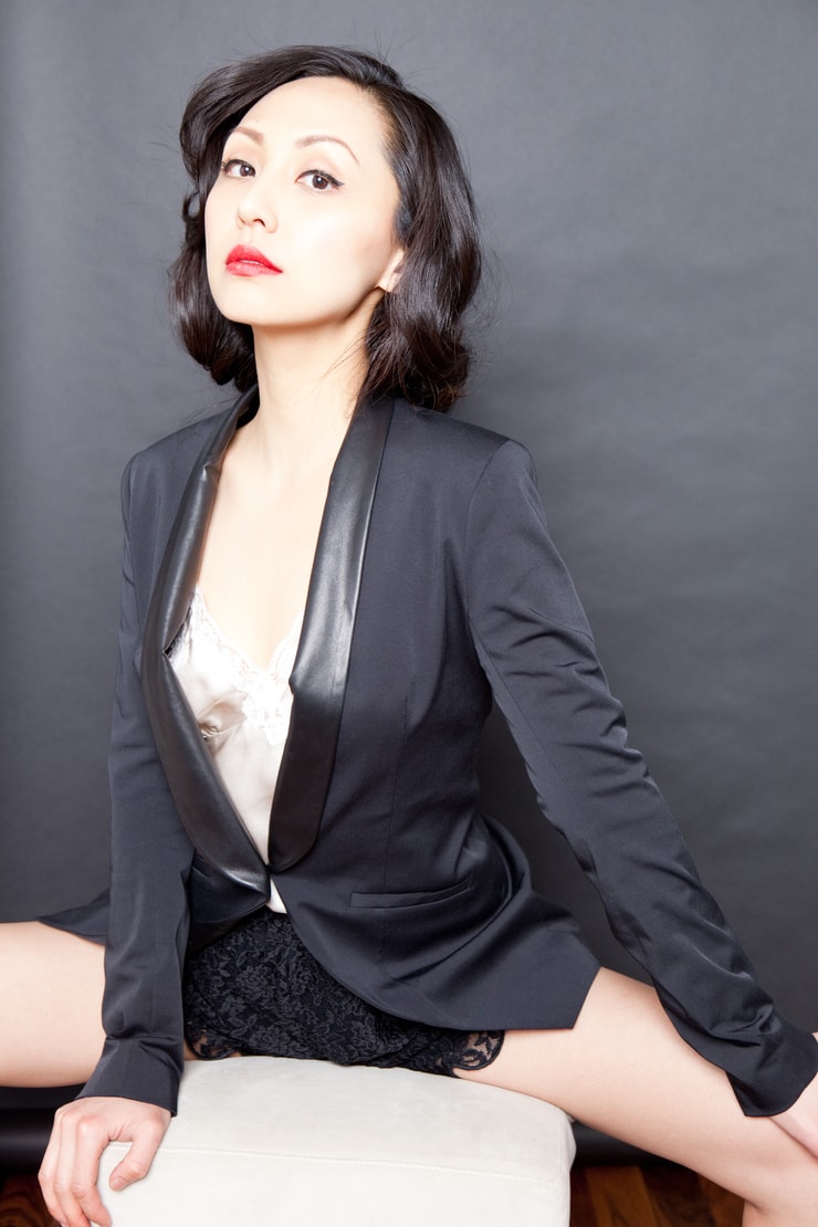 Picture of Linda Park.