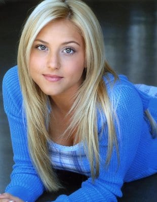 Picture of Cassie Scerbo