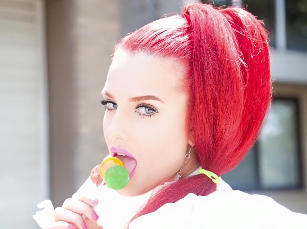 Picture of Justina Valentine