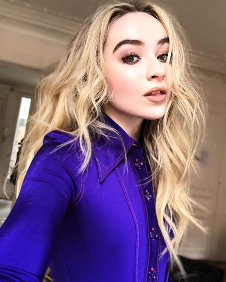 Sabrina Carpenter picture