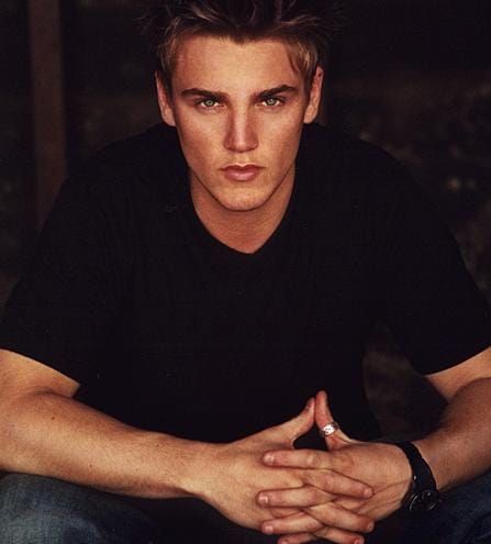 Riley Smith dan stevens