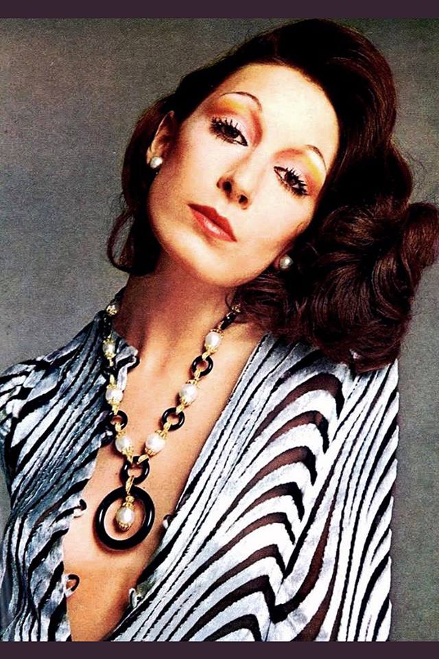 Picture of Angelica Houston