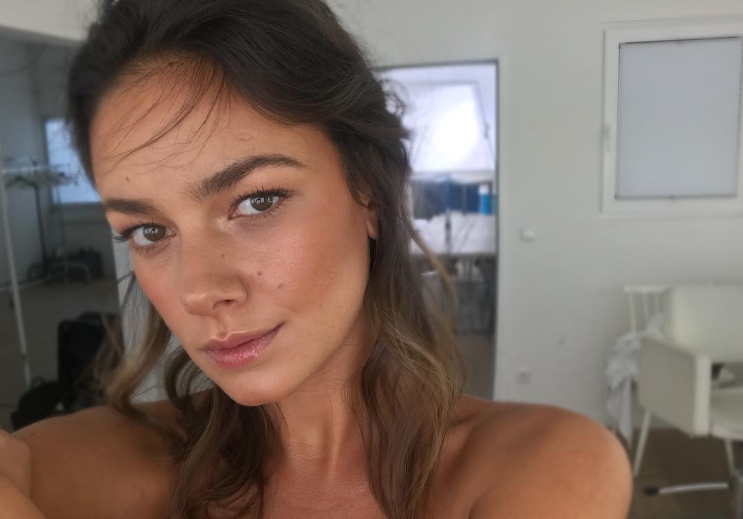 Janina Uhse Janina Uhse