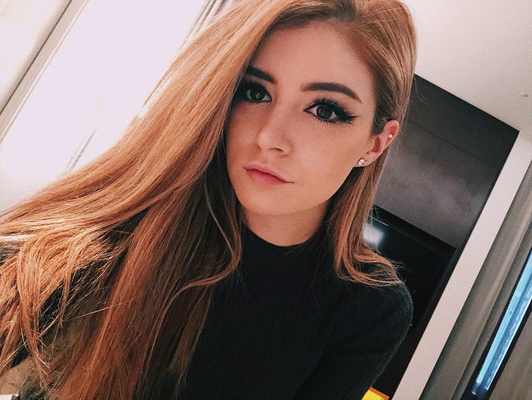 Chrissy Costanza