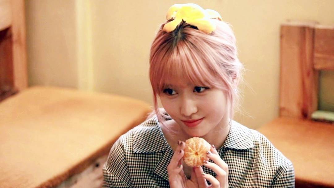 Hirai Momo