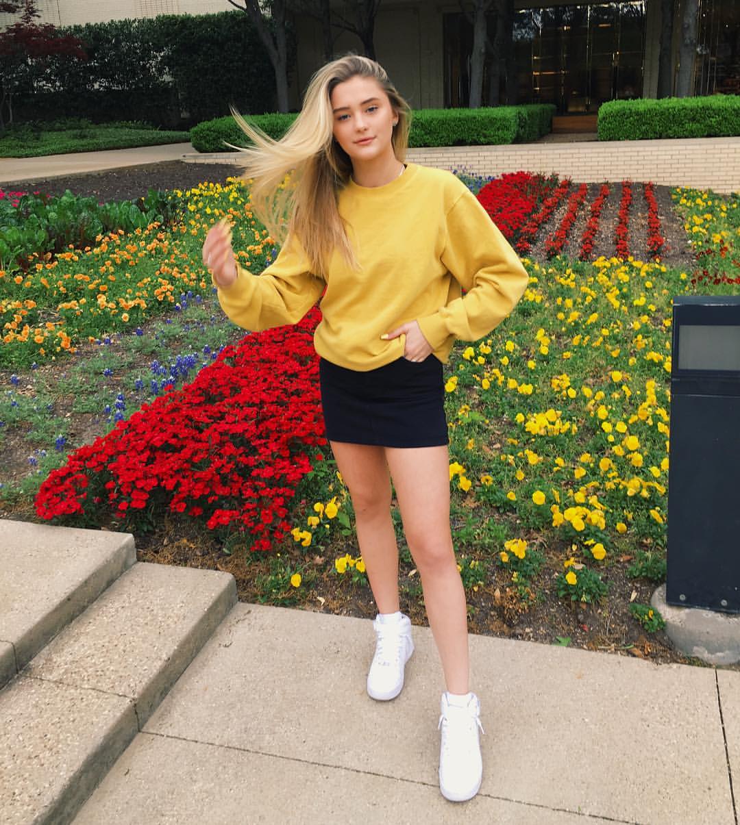 Picture of Lizzy Greene