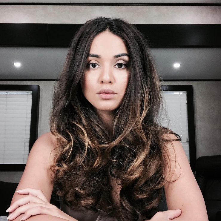 Picture of Summer Bishil