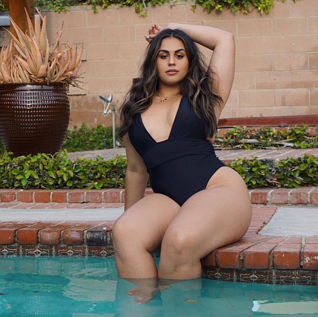 Nude Ayesha Perry-Iqbal (46 images) Sideboobs, youtube