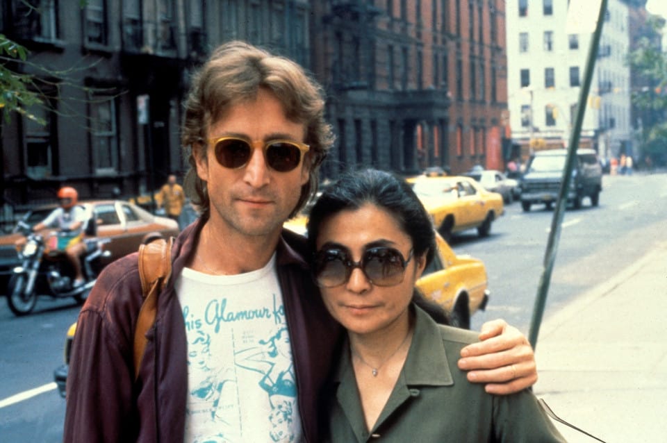Image of John Lennon and Yoko Ono
