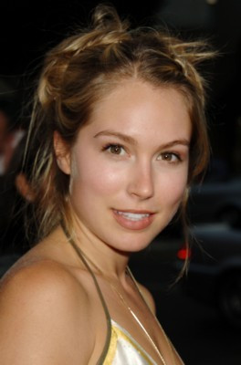 Sarah Carter Image