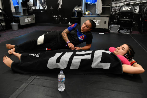 Raquel Pennington Tecia Torres