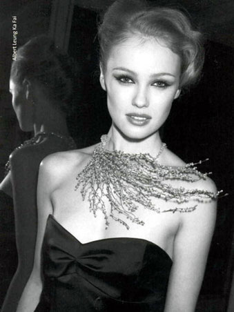 Image of Hannah New