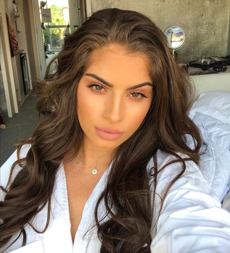 Picture of Nazanin Kavari