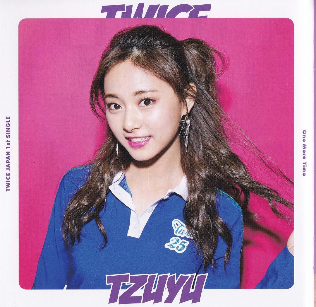 Chou Tzu-yu (Tzuyu) Chou Tzu-yu (Tzuyu)
