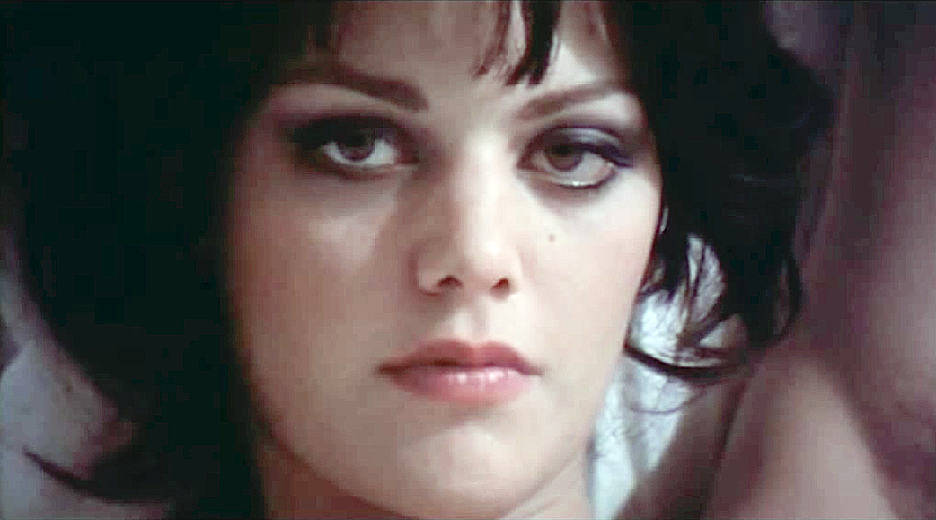 Tina Aumont