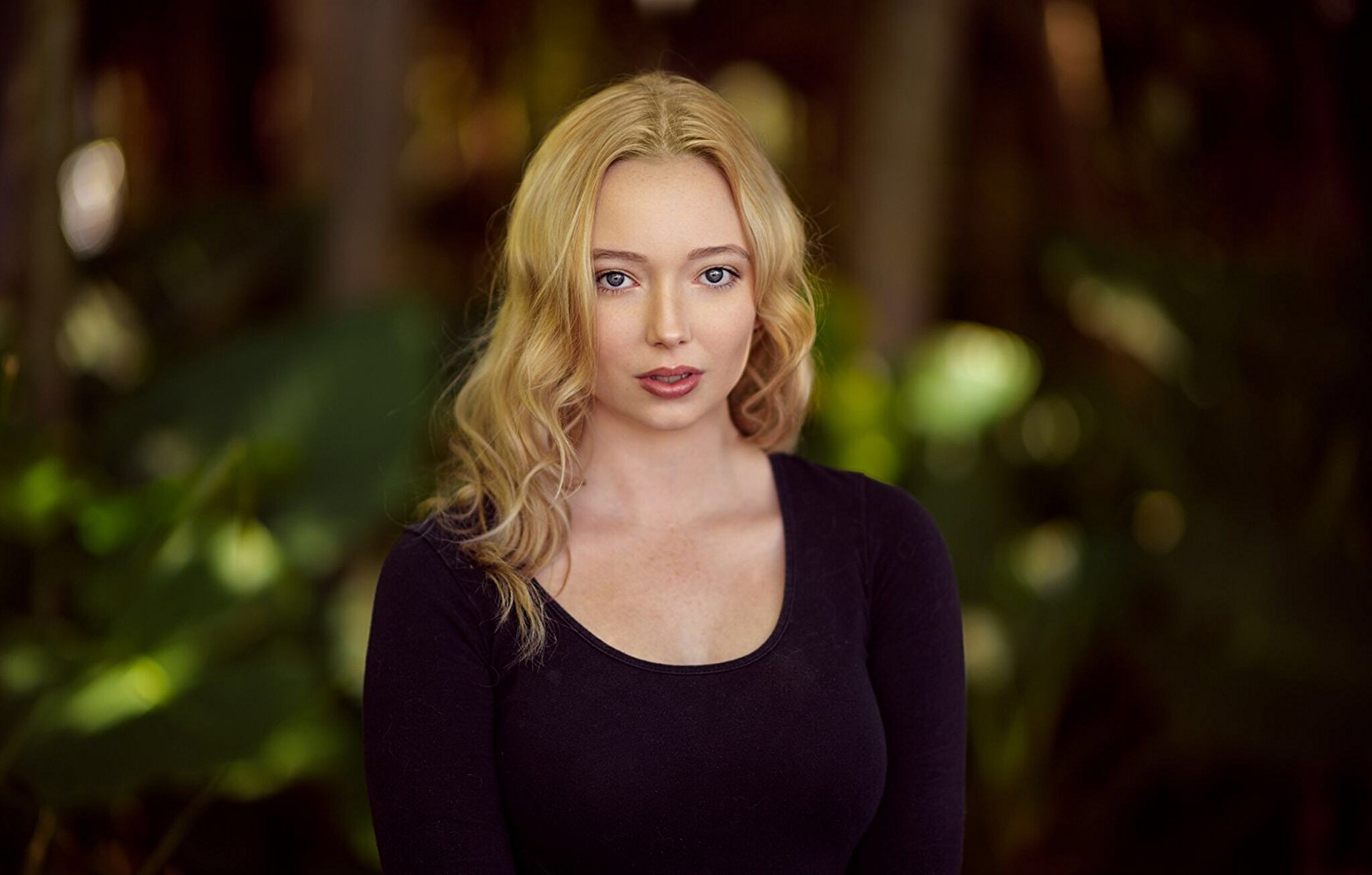 Alaska Leigh Alaska Leigh