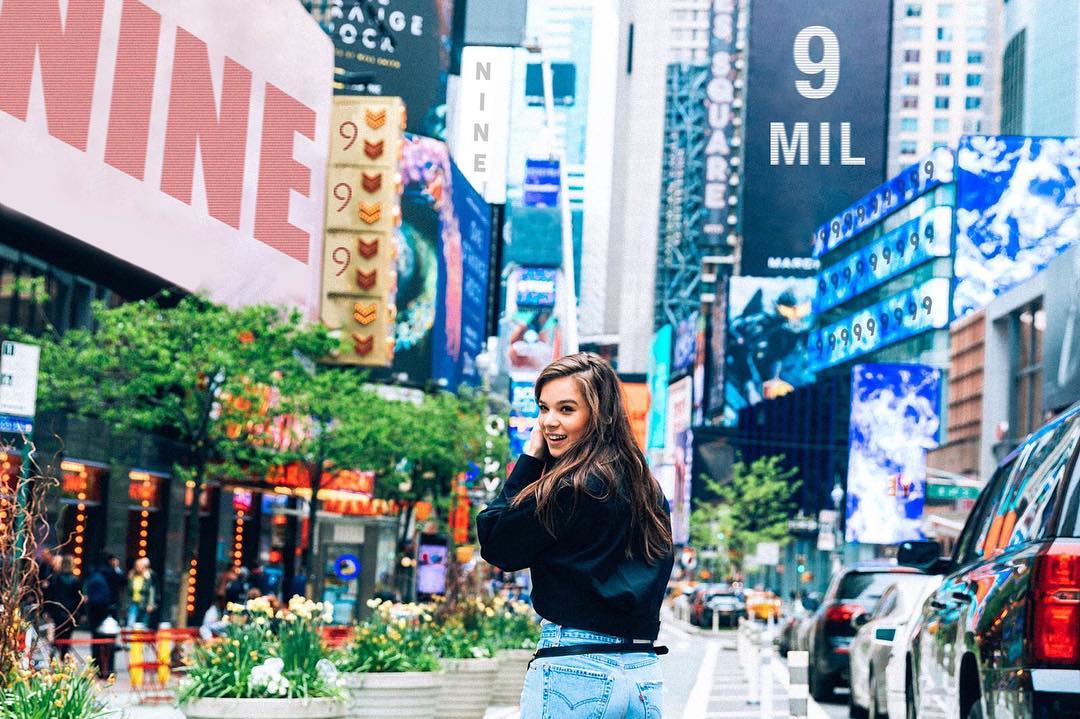 Hailee Steinfeld Hailee Steinfeld