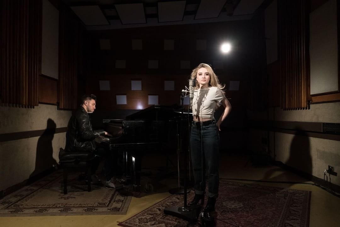 Sabrina Carpenter Sabrina Carpenter