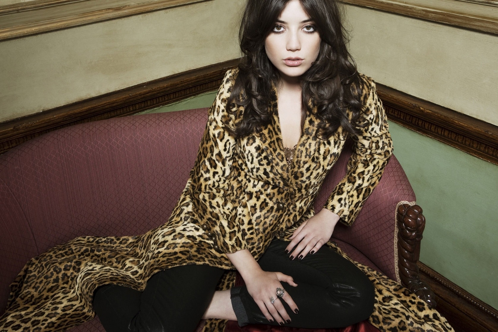 Picture of Daisy Lowe