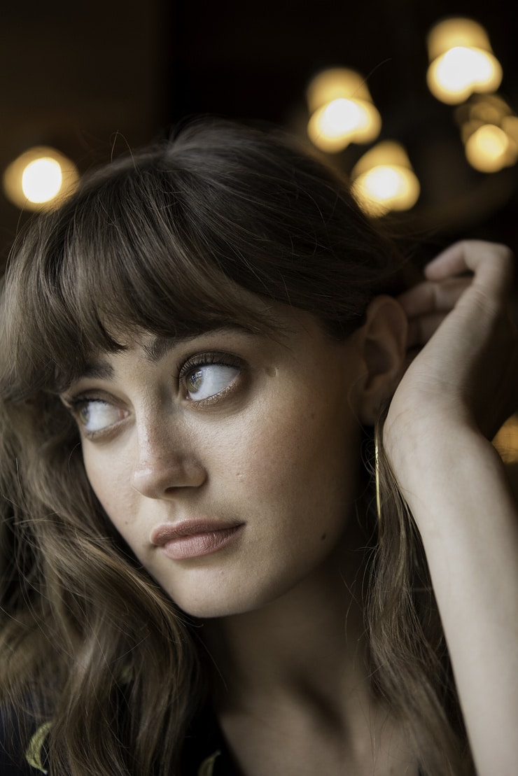 Next photo of Ella Purnell