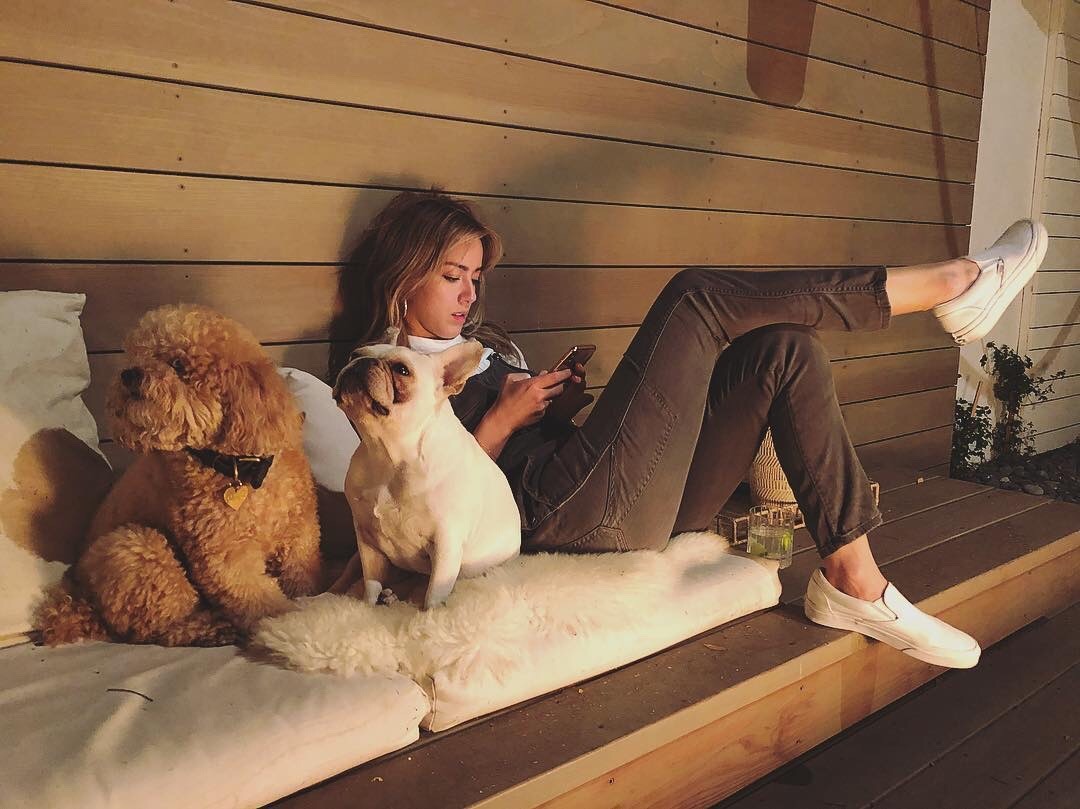 Chloe Bennet