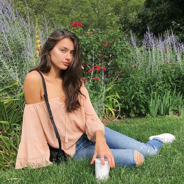 Picture of Jessica Clements