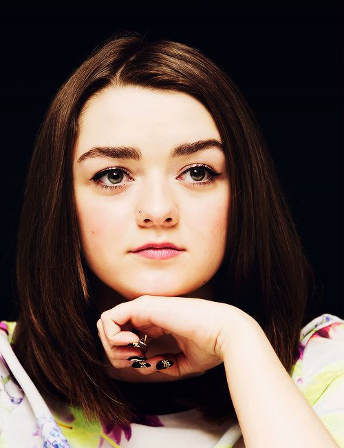 Maisie Williams Image