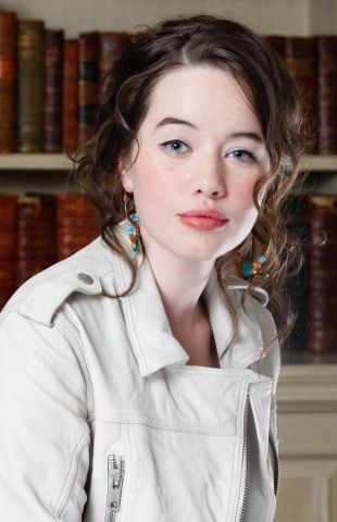 Anna Popplewell picture