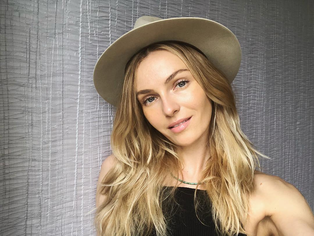 Valentina Zelyaeva Valentina Zelyaeva