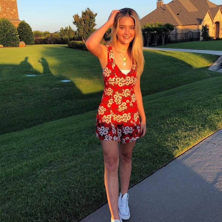 Picture of Lizzy Greene