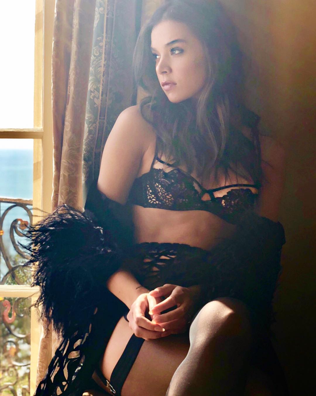 Hailee Steinfeld Hailee Steinfeld