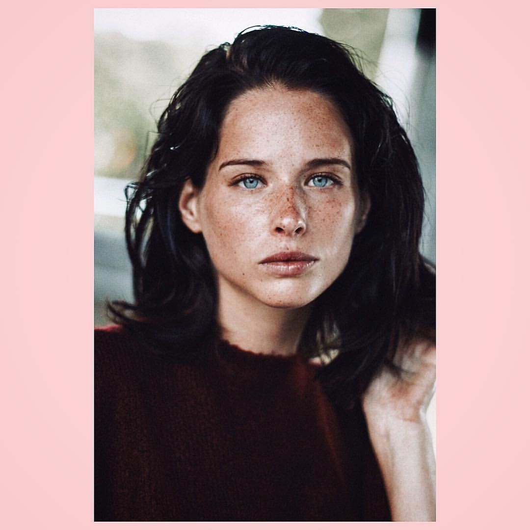 Chloé François Chloé François
