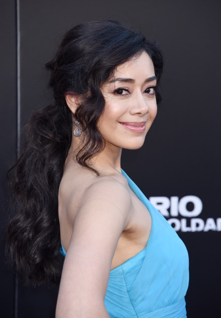 Next photo of Aimee Garcia