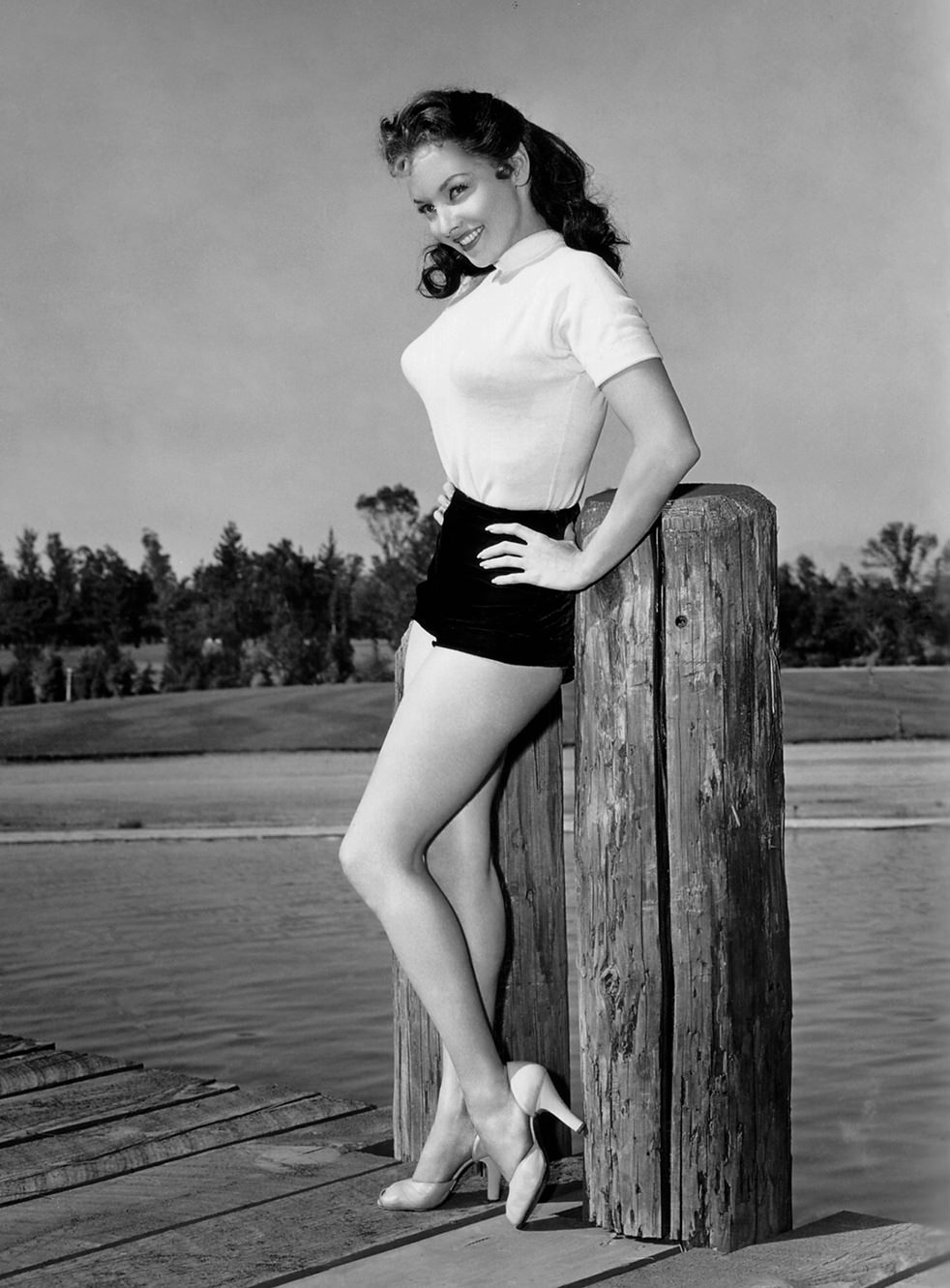 Mari Blanchard Mari Blanchard