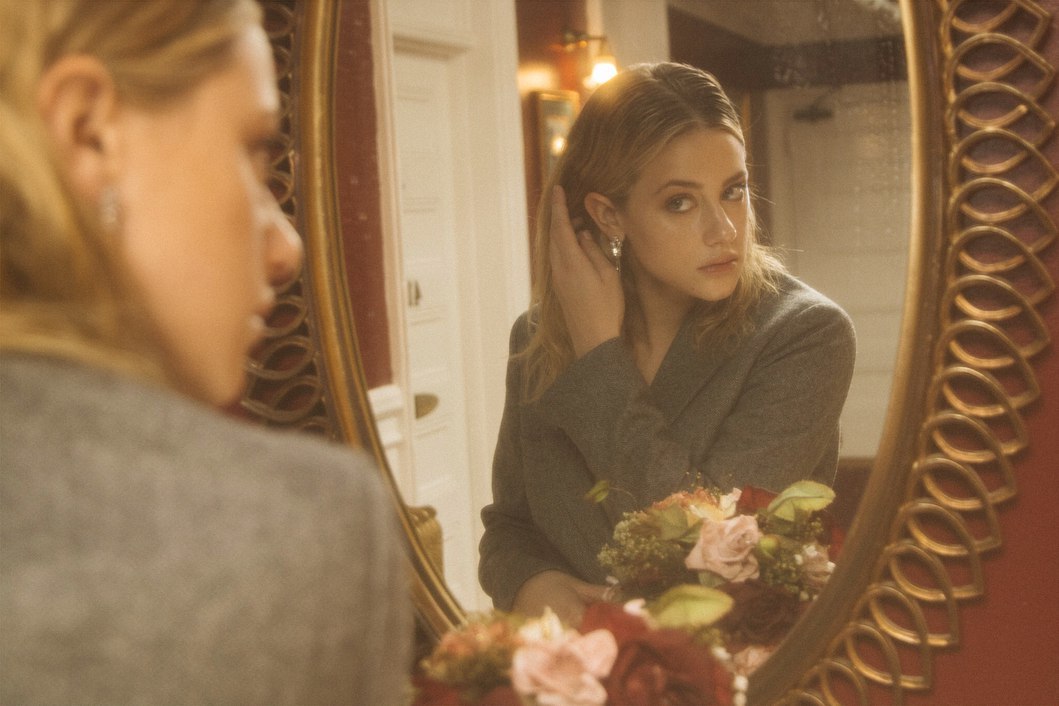 Lili Reinhart