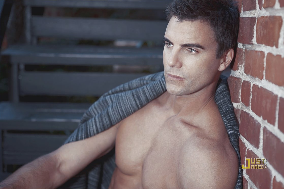 Colin Egglesfield wiki