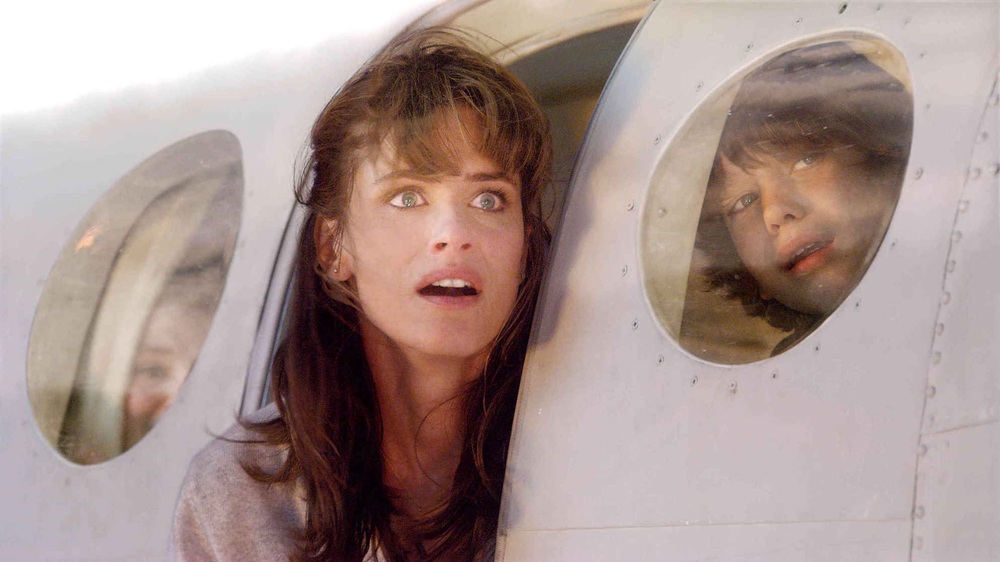 Kate Curtis (Amanda Peet)