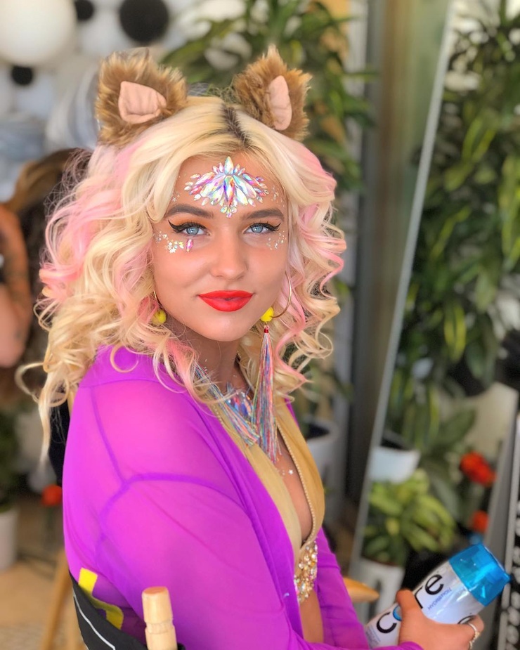 Picture Of Maty Noyes