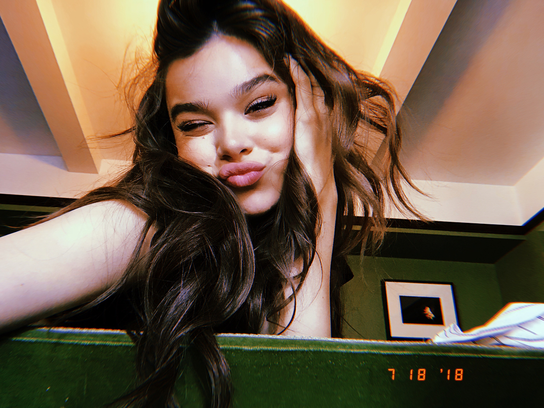 Hailee Steinfeld